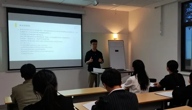 师资培训课程如何应对教学问题的持续演变